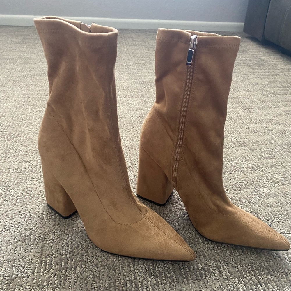 Marc Fisher boots